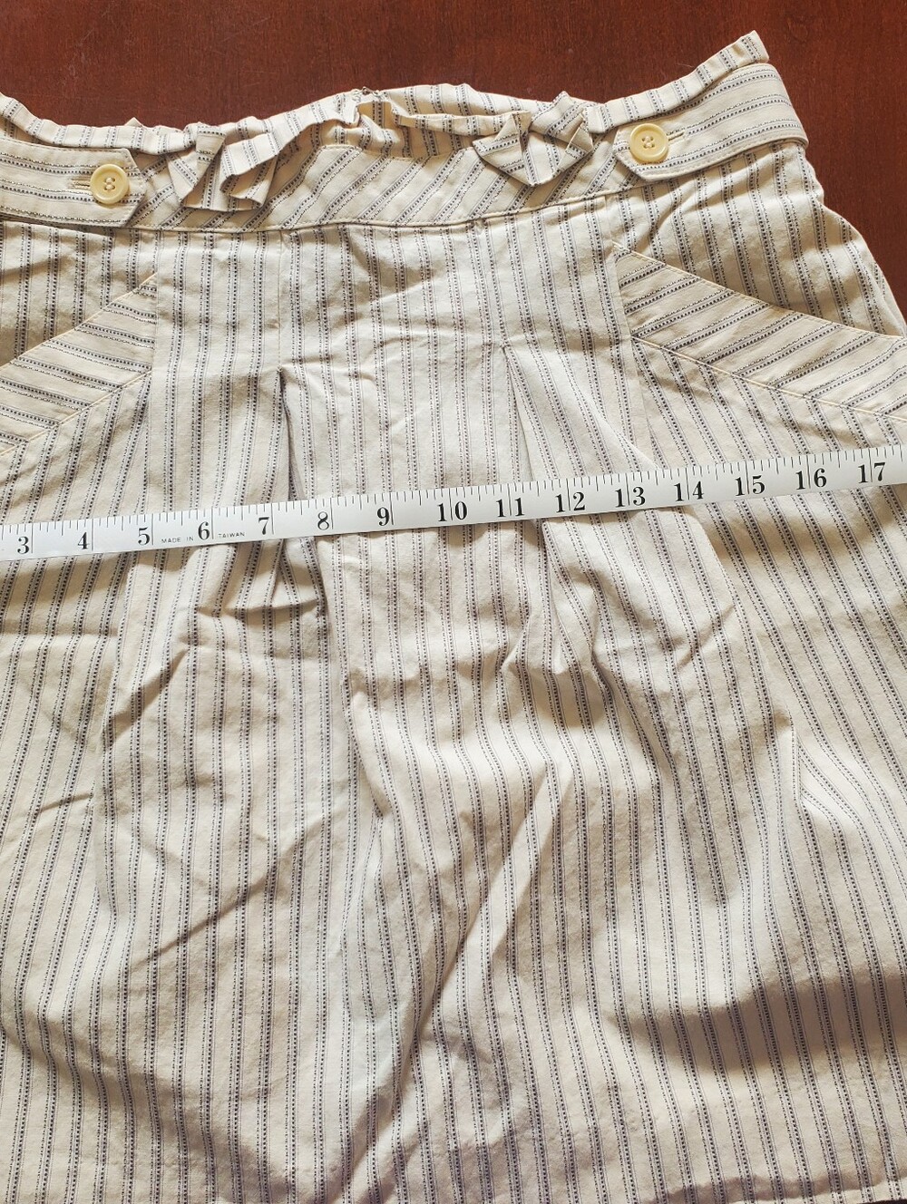 BCBGMaxAzria Women's Striped Paperbag Waist Mini Skirt - Picture 5 of 6